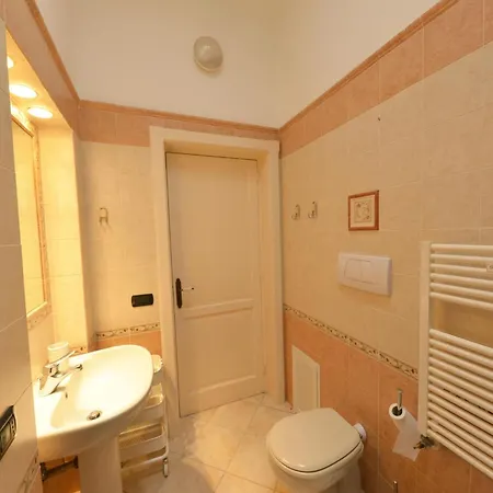 Vacation With Private Pool, *